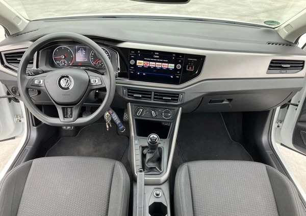 Volkswagen Polo cena 48900 przebieg: 210000, rok produkcji 2019 z Rymanów małe 211